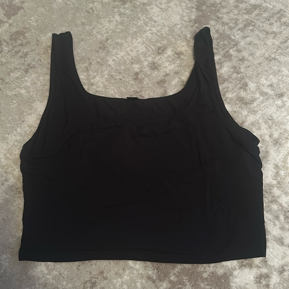 Black crop top​